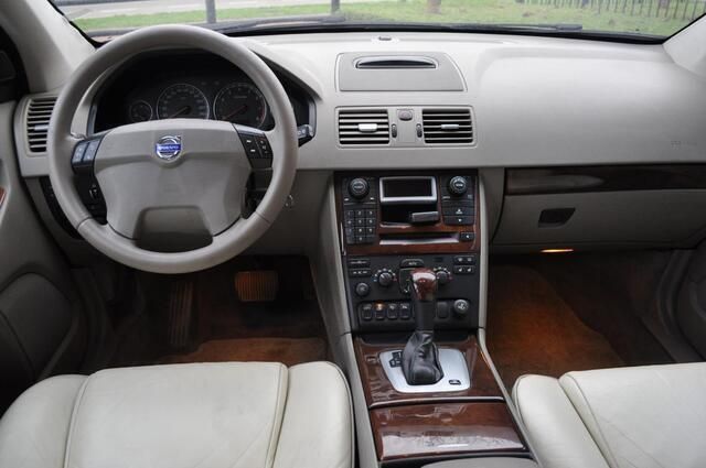 Occasion Volvo XC90 Executive 316 PK (232 kW) 2005 Blauw SUV