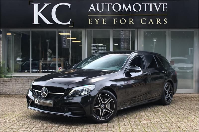 Zwart Gebruikt 2021 Mercedes C300 AMG Stationwagen | € 29.945 (Super prijs) - Afbeelding 1/4