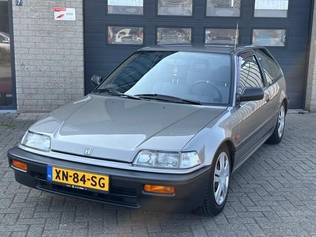 Grijs Gebruikt 1989 Honda Civic Hatchback | € 5.949 - Afbeelding 1/4