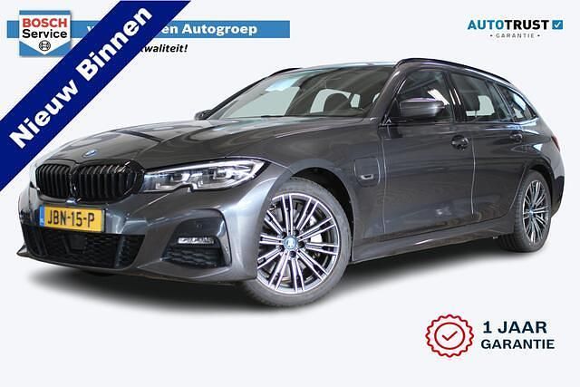 Grijs Gebruikt 2022 BMW 330 Stationwagen | € 29.950 (Super prijs) - Afbeelding 1/4