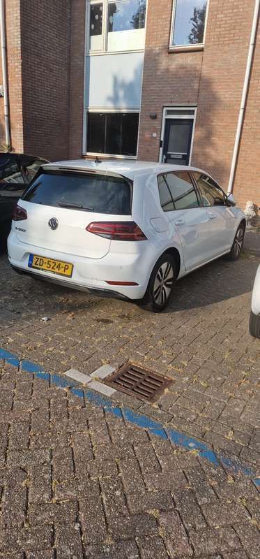 Wit Gebruikt 2019 VW e-Golf Hatchback | € 9.950 (Goede deal) - Afbeelding 1/4