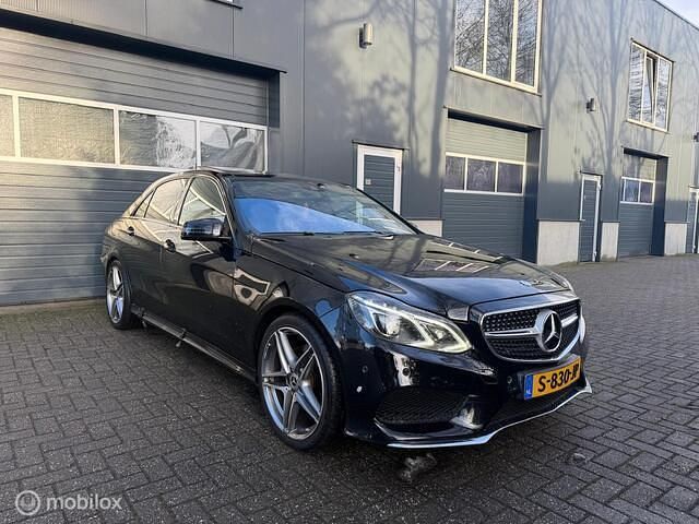 Occasion Mercedes E350 Avantgarde 306 PK (225 kW) 2014 Zwart Sedan