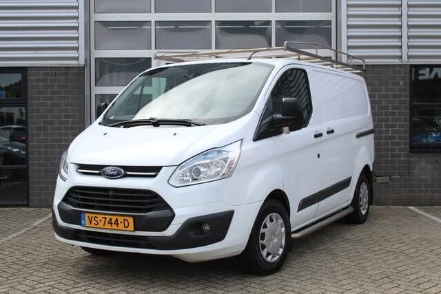 Wit Gebruikt 2015 Ford Transit Custom Trend Van | € 9.950 (Super prijs) - Afbeelding 1/4
