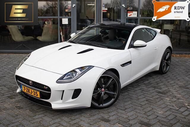Wit Occasion 2015 Jaguar F-Type S Coupé | € 44.950 (Eerlijke prijs) - Afbeelding 1/4
