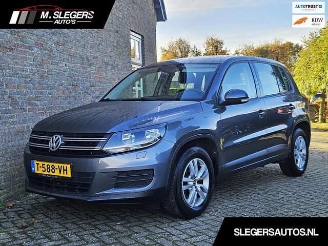 Grijs Gebruikt 2014 VW Tiguan R-line Edition SUV | € 11.450 (Super prijs) - Afbeelding 1/4