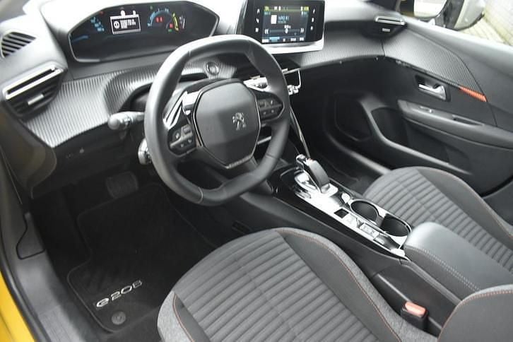 Occasion Peugeot e-208 Active 100 kW (136 PK) 2022 Hatchback