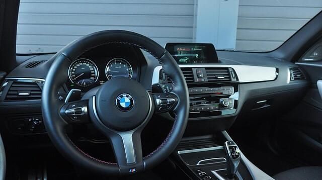 Occasion BMW M140 M Sport 340 PK (250 kW) 2018 Grijs (metallic) Hatchback