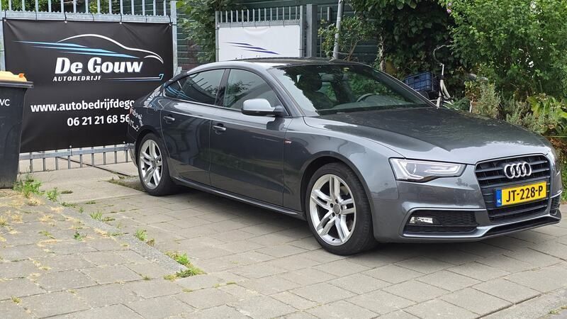 Grijs Gebruikt 2016 Audi A5 Sportback Sport Hatchback | € 19.499 (Duur) - Afbeelding 1/4