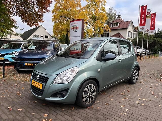 Groen Gebruikt 2013 Suzuki Splash Comfort Hatchback | € 9.950 (Eerlijke prijs) - Afbeelding 1/4