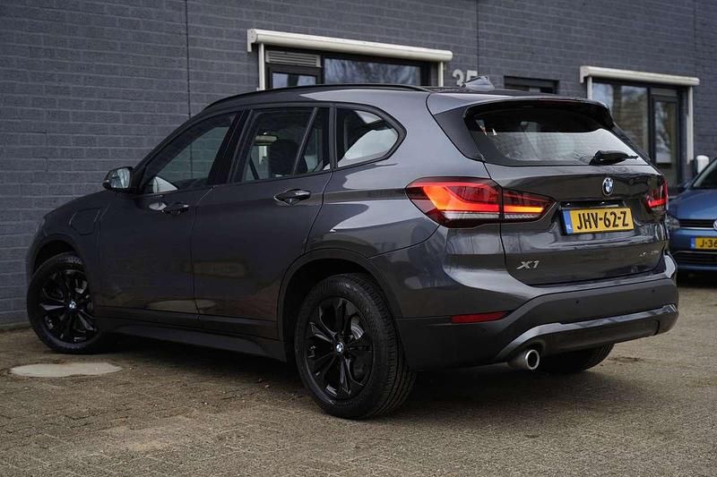 Occasion BMW X1 Executive 125 PK (91 kW) 2021 Grijs SUV