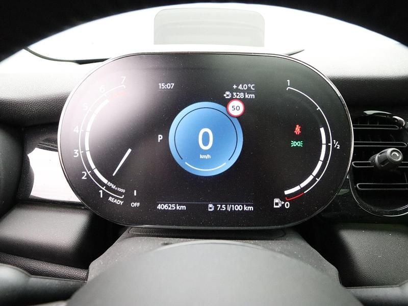 Occasion Mini Cooper Business 136 PK (100 kW) 2022 Zwart Hatchback