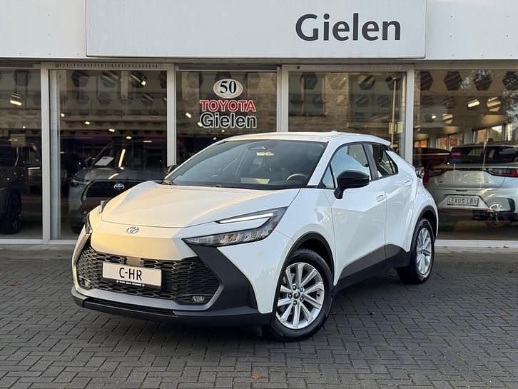 Occasion Toyota C-HR Active 140 PK (102 kW) 2024 Wit SUV