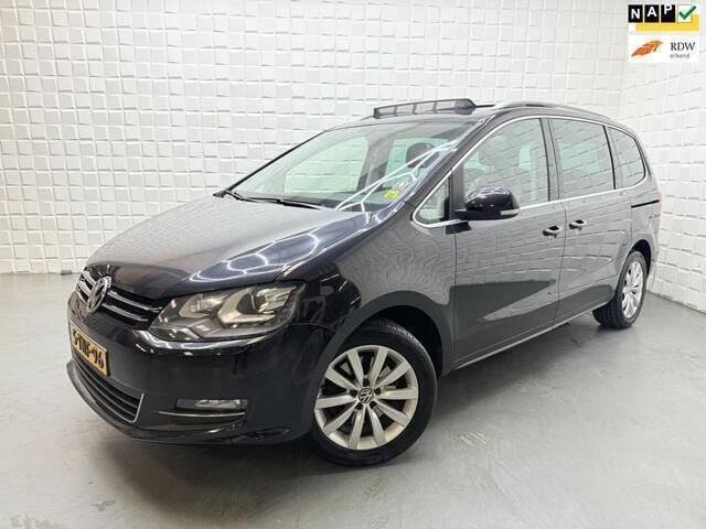 Zwart, metallic lak Gebruikt 2014 VW Sharan Comfortline MPV | € 18.499 (Eerlijke prijs) - Afbeelding 1/4