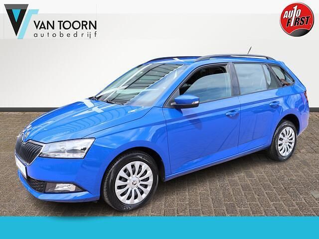 Blauw Gebruikt 2022 Skoda Fabia Ambition Stationwagen | € 14.998 (Eerlijke prijs) - Afbeelding 1/4