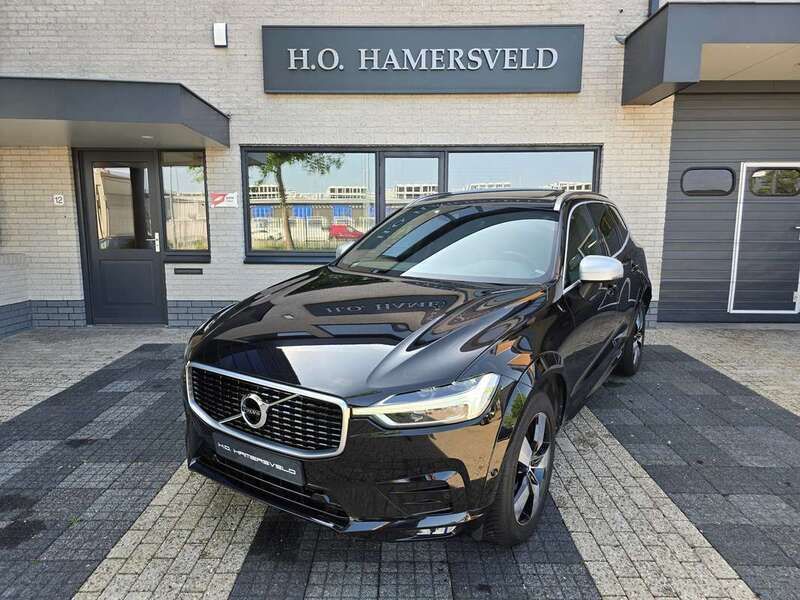 Zwart Gebruikt 2019 Volvo XC60 R-Design SUV | € 34.950 (Goede deal) - Afbeelding 1/4