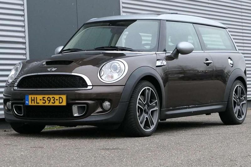Bruin Gebruikt 2011 Mini Cooper S Clubman Stationwagen | € 7.940 (Eerlijke prijs) - Afbeelding 1/4