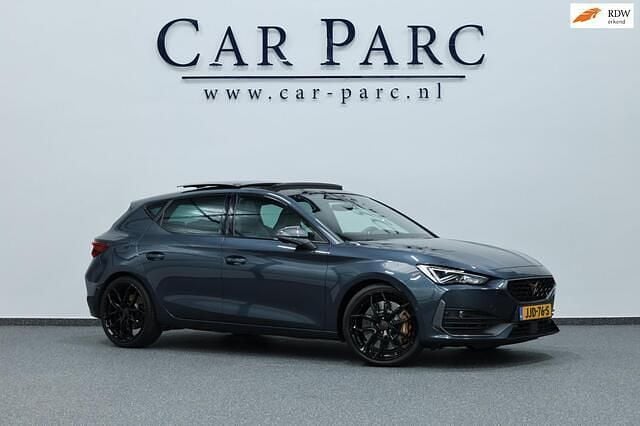 Grijs Gebruikt 2022 Cupra Leon VZ3 Stationwagen | € 37.495 (Eerlijke prijs) - Afbeelding 1/4