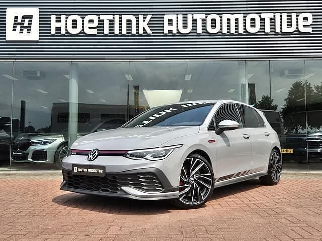 Grijs Gebruikt 2021 VW Golf VIII GTI Hatchback | € 32.440 (Goede deal) - Afbeelding 1/3