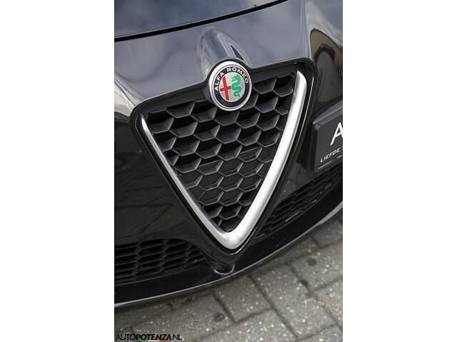Occasion Alfa Romeo Giulietta Distinctive 170 PK (125 kW) 2011 Zwart Hatchback