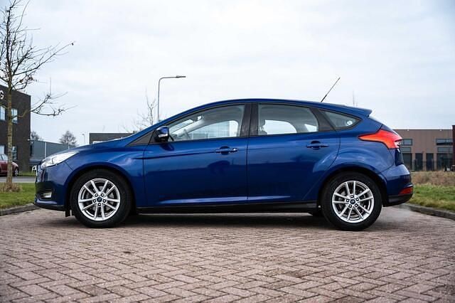 Occasion Ford Focus 101 PK (74 kW) 2017 Blauw Hatchback