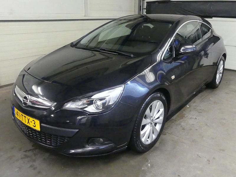 Zwart Occasion 2012 Opel Astra Sport Hatchback | € 6.945 (Eerlijke prijs) - Afbeelding 1/4