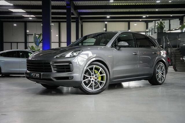 Grijs Gebruikt 2019 Porsche Cayenne Sport SUV | € 52.995 (Super prijs) - Afbeelding 1/4