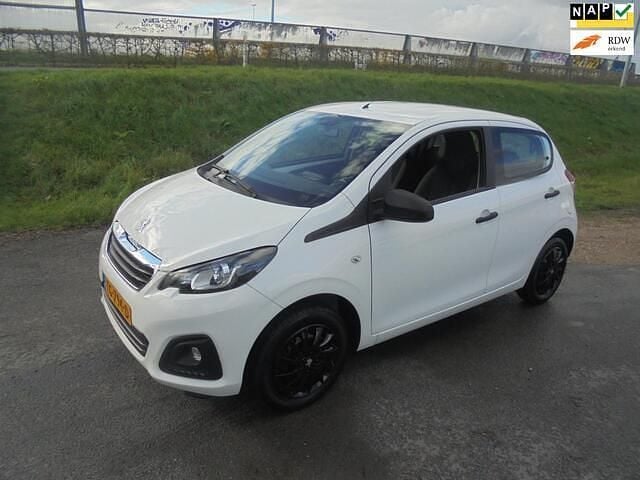 Wit Gebruikt 2018 Peugeot 108 Access Hatchback | € 6.950 (Super prijs) - Afbeelding 1/4
