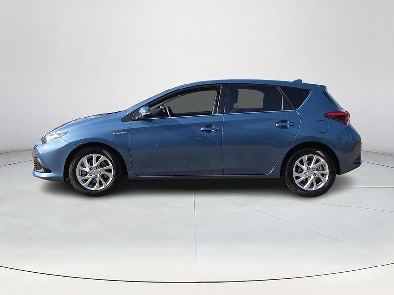 Occasion Toyota Auris Hybrid Trend 136 PK (100 kW) 2016 Blauw (metallic) Hatchback