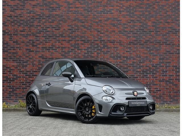 Occasion Abarth 695 Competizione 179 PK (131 kW) 2024 Grijs (metallic) Hatchback