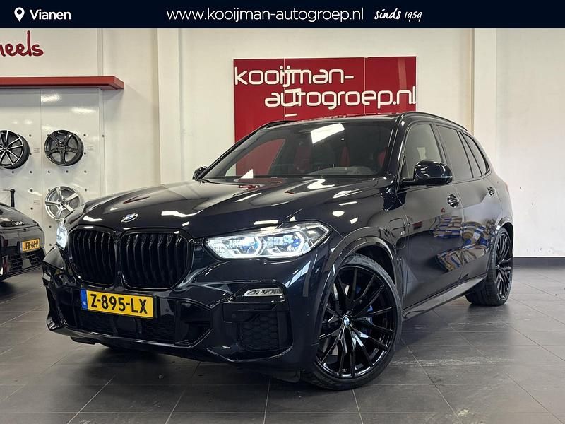 Zwart Gebruikt 2021 BMW X5 Executive SUV | € 55.950 (Iets duurder) - Afbeelding 1/4