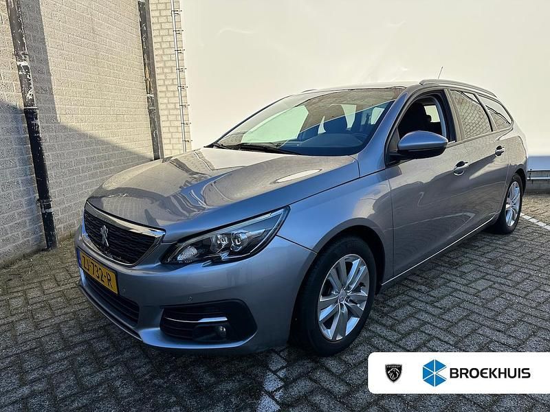Grijs Occasion 2019 Peugeot 308 SW Premium Stationwagen | € 9.900 - Afbeelding 1/4
