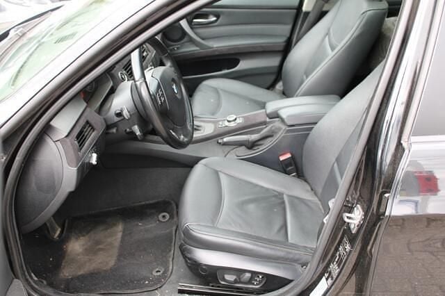 Occasion BMW 325 Executive 218 PK (160 kW) 2009 Zwart, metallic lak Stationwagen