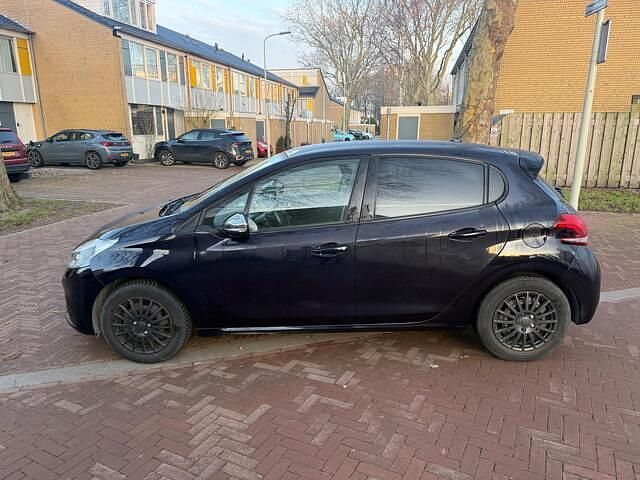 Occasion Peugeot 208 82 PK (60 kW) 2016 Blauw Hatchback
