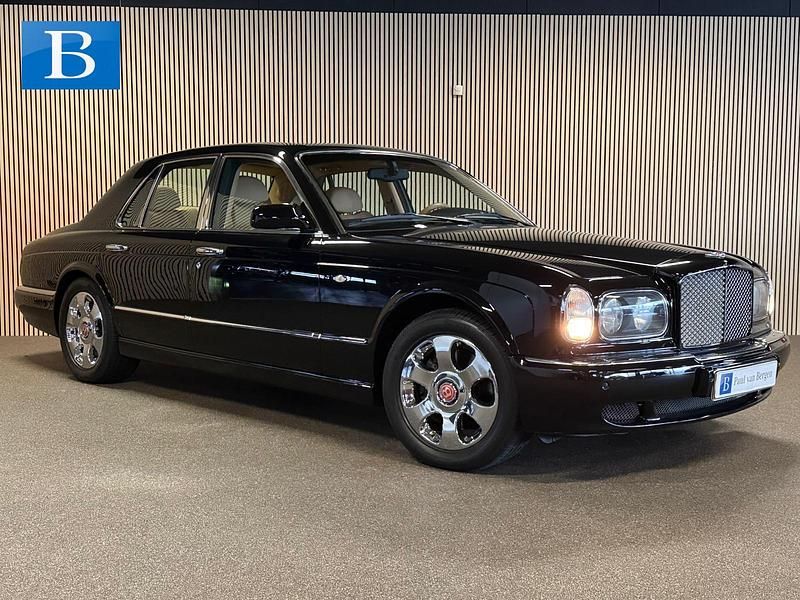 Zwart Gebruikt 2002 Bentley Arnage Sedan | € 59.900 - Afbeelding 1/4