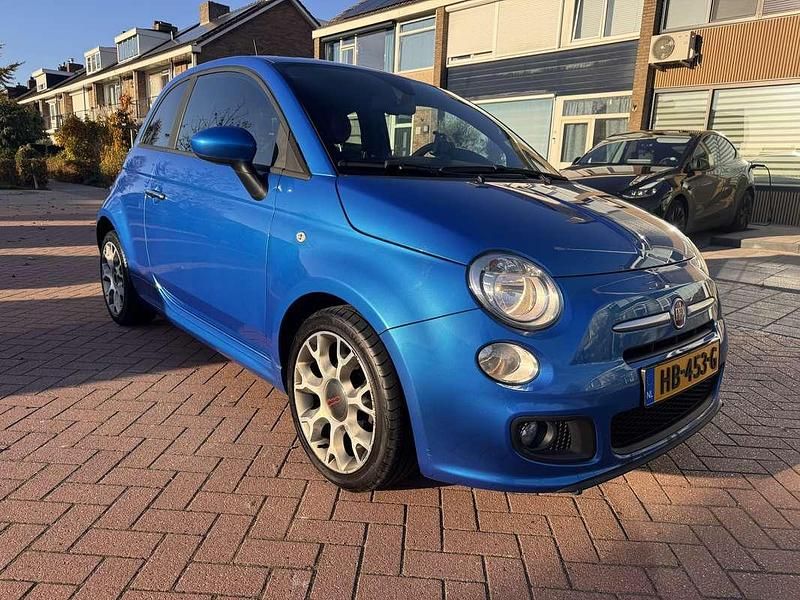 Blauw Gebruikt 2015 Fiat 500S Hatchback | € 5.999 (Eerlijke prijs) - Afbeelding 1/4