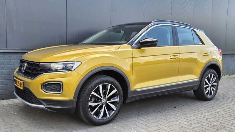 Geel Gebruikt 2020 VW T-Roc Beats SUV | € 23.750 (Iets duurder) - Afbeelding 1/4
