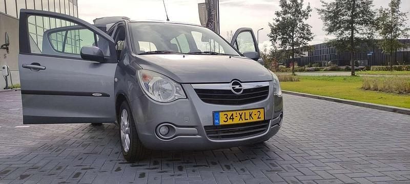 Zilver Gebruikt 2012 Opel Agila Edition Hatchback | € 4.999 (Eerlijke prijs) - Afbeelding 1/4