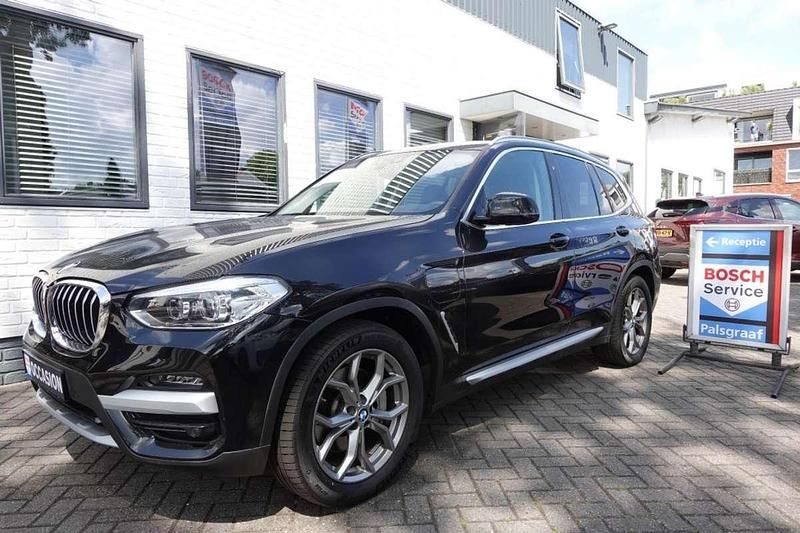 Zwart Gebruikt 2021 BMW X3 Efficient Dynamics SUV | € 37.500 - Afbeelding 1/4