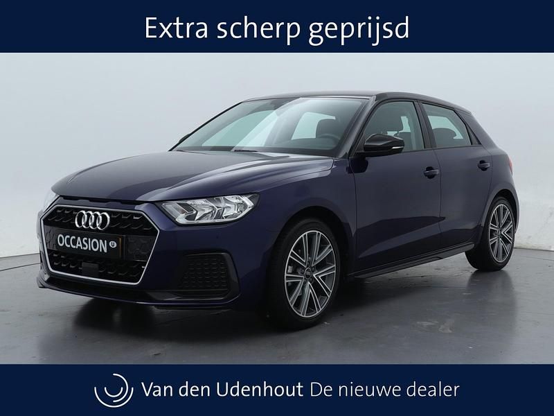 Blauw Gebruikt 2023 Audi A1 Advanced Hatchback | € 23.540 (Eerlijke prijs) - Afbeelding 1/4