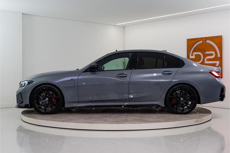 Occasion BMW 320e M Sport 204 PK (150 kW) 2024 Grijs Sedan