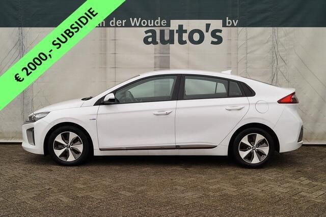 Wit Gebruikt 2018 Hyundai Ioniq Comfort Sedan | € 13.900 - Afbeelding 1/4