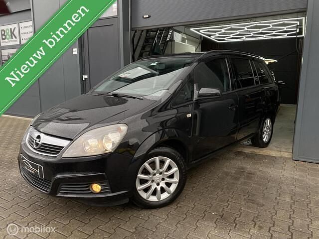 Zwart Gebruikt 2008 Opel Zafira MPV | € 1.999 (Eerlijke prijs) - Afbeelding 1/4