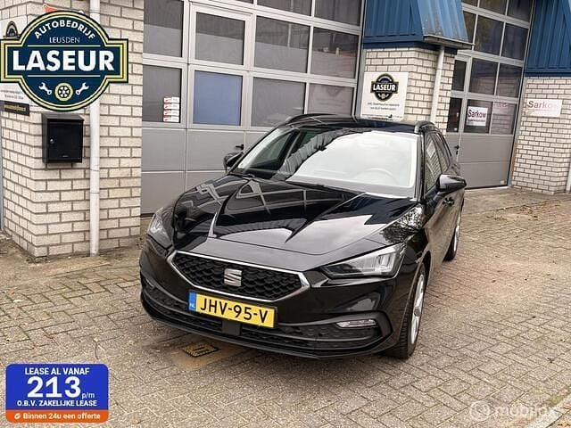 Zwart Gebruikt 2022 Seat Leon Style Stationwagen | € 15.945 (Goede deal) - Afbeelding 1/4