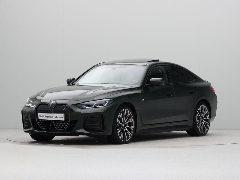 Groen Gebruikt 2021 BMW i4 Executive Sedan | € 34.950 (Goede deal) - Afbeelding 1/4