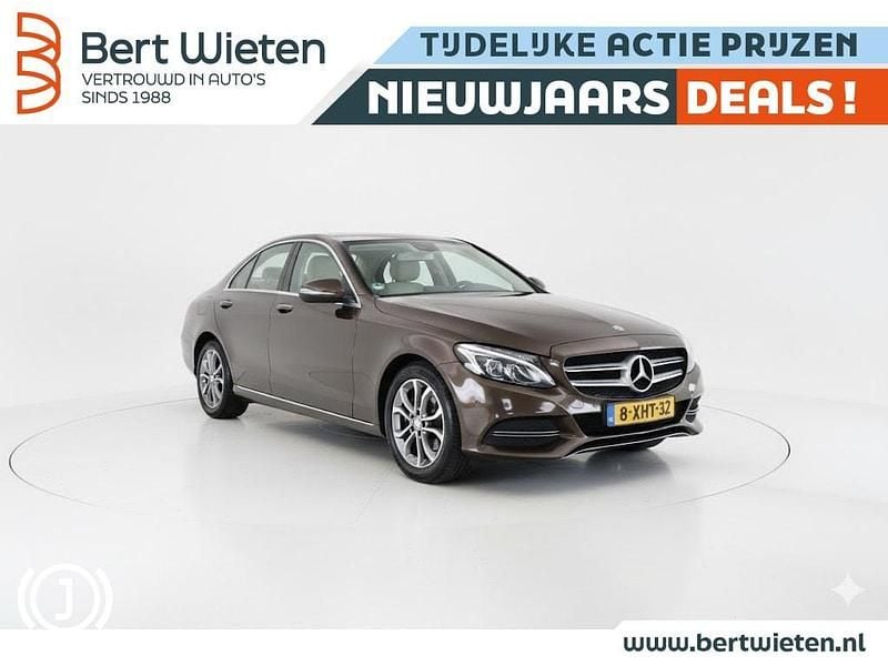 Beige Occasion 2014 Mercedes C200 Prestige Sedan | € 16.740 (Eerlijke prijs) - Afbeelding 1/3