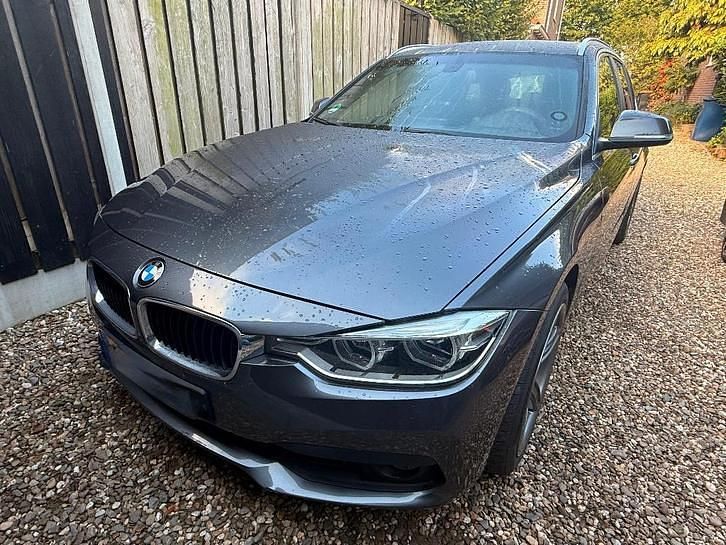 Gebruikt 2015 BMW 320 | € 8.500 (Super prijs) - Afbeelding 1/4