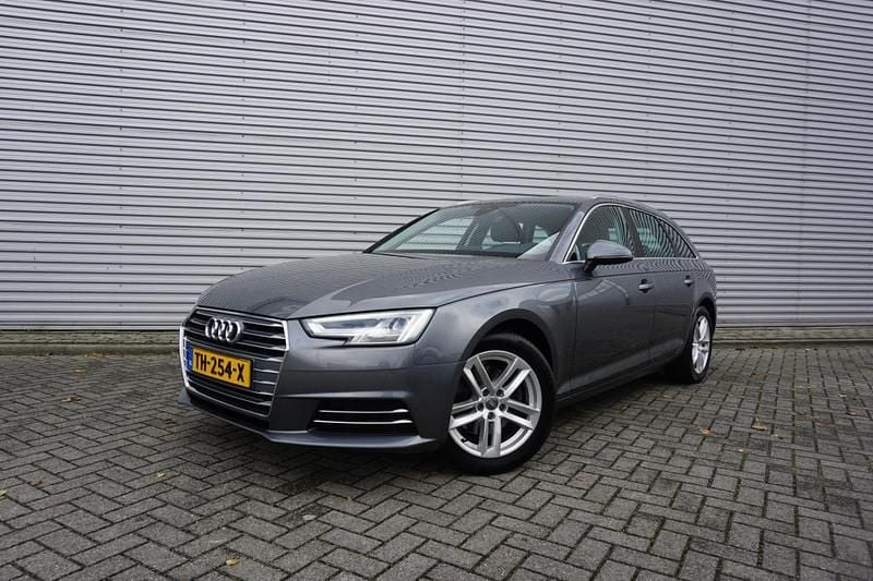 Overig Gebruikt 2018 Audi A4 Sport Stationwagen | € 11.250 (Iets duurder) - Afbeelding 1/4