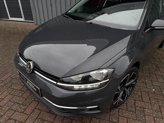 Occasion VW Golf VII Highline 110 PK (80 kW) 2017 Grijs Hatchback