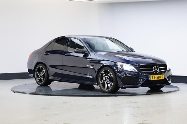 Blauw Occasion 2018 Mercedes C180 Sport Edition Sedan | € 16.950 (Goede deal) - Afbeelding 1/4