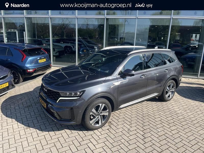 Grijs Gebruikt 2022 Kia Sorento SUV | € 46.945 (Iets duurder) - Afbeelding 1/4